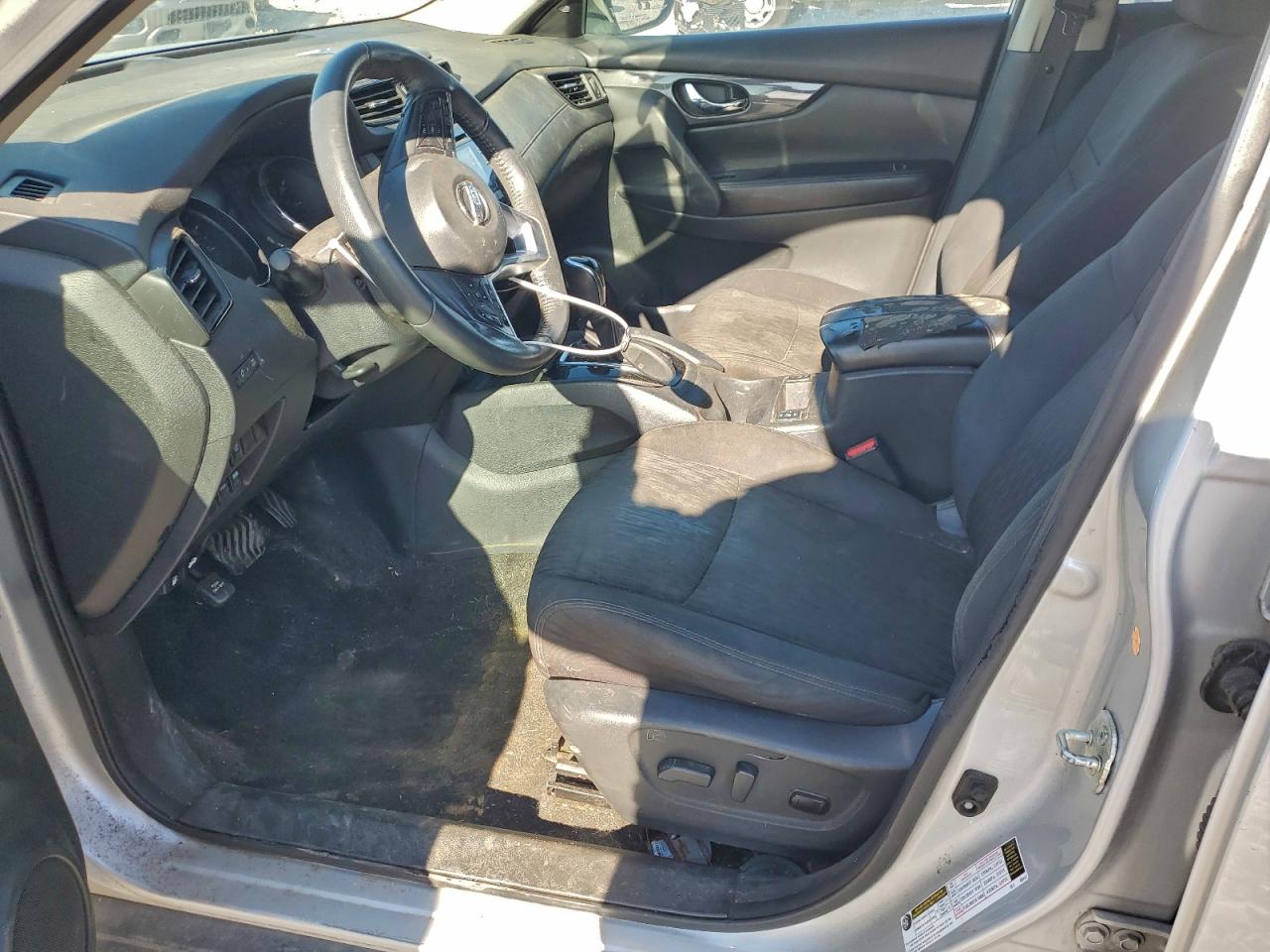 2017 NISSAN ROGUE S photo 7