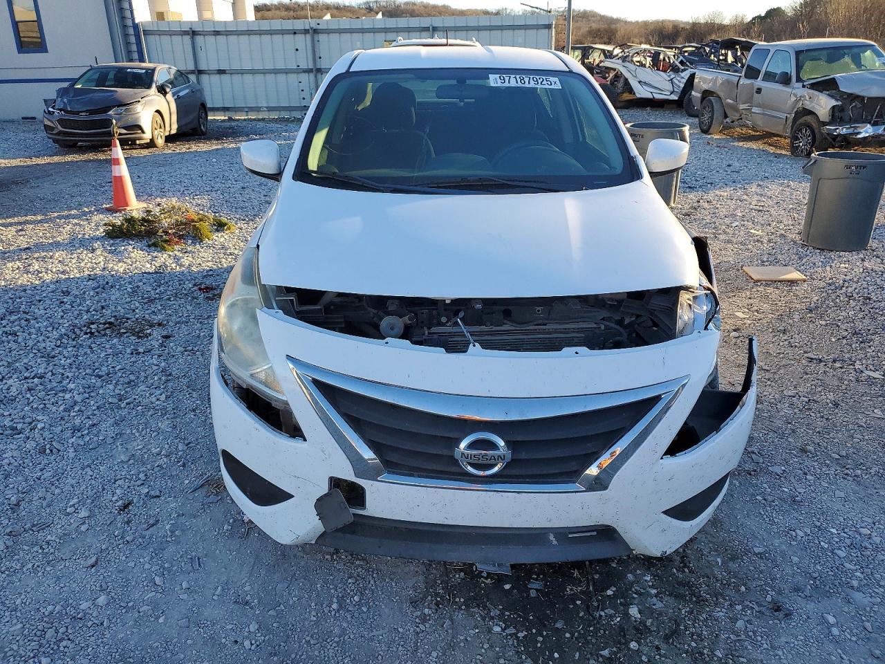 2018 NISSAN VERSA S PLUS photo 5