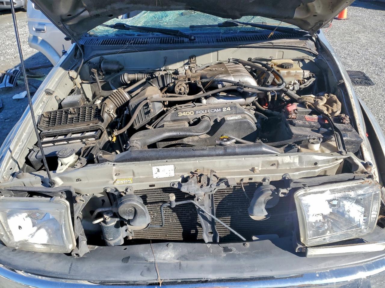 2002 TOYOTA 4RUNNER SR5 photo 11