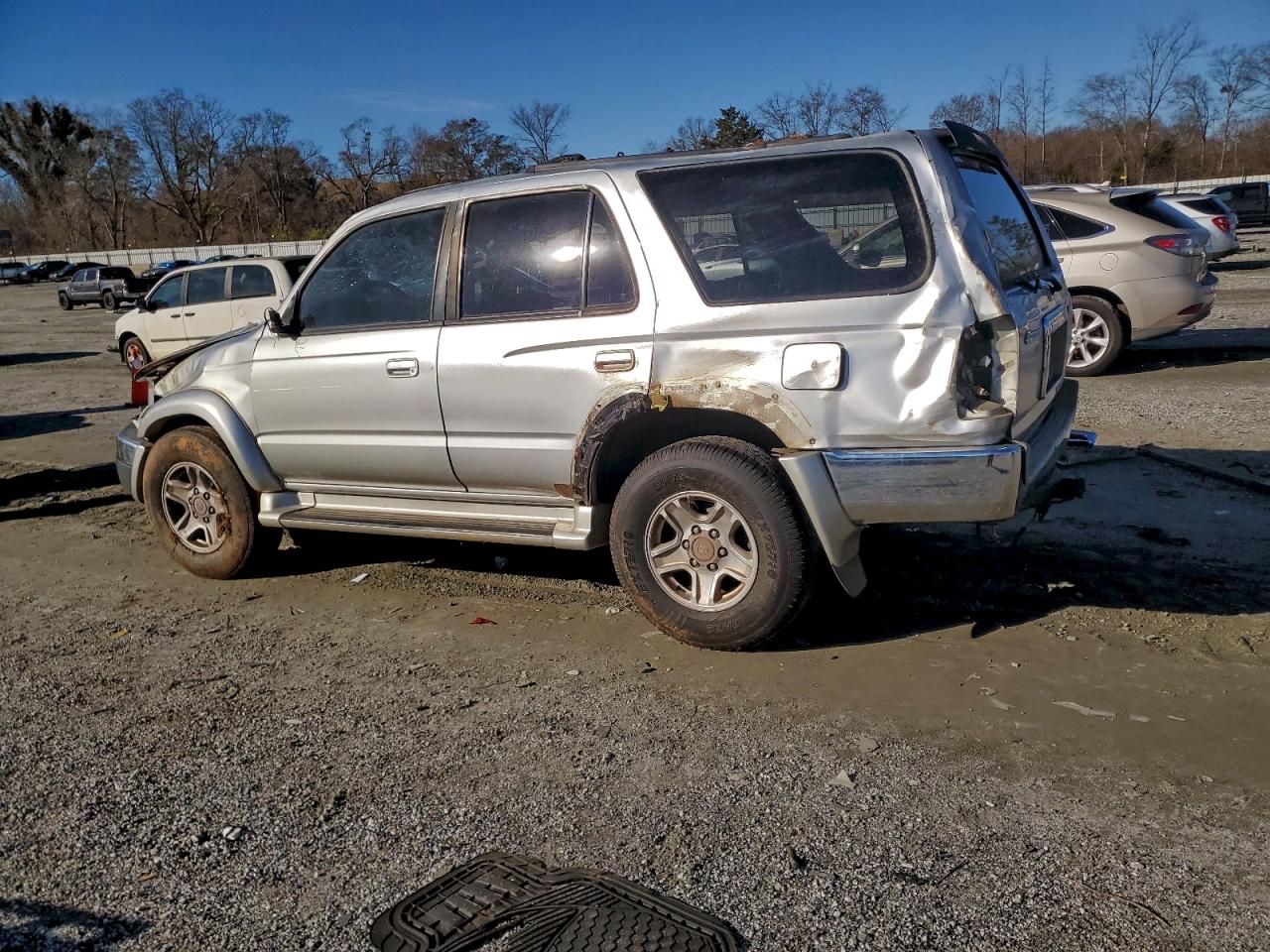 2002 TOYOTA 4RUNNER SR5 photo 2