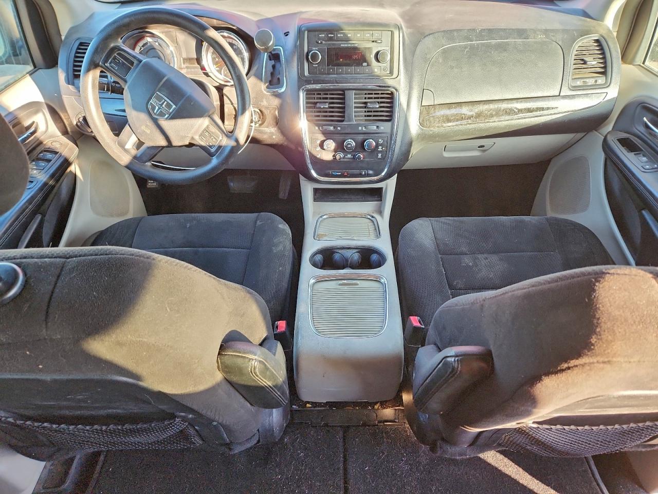 2012 DODGE GRAND CARAVAN SXT photo 22