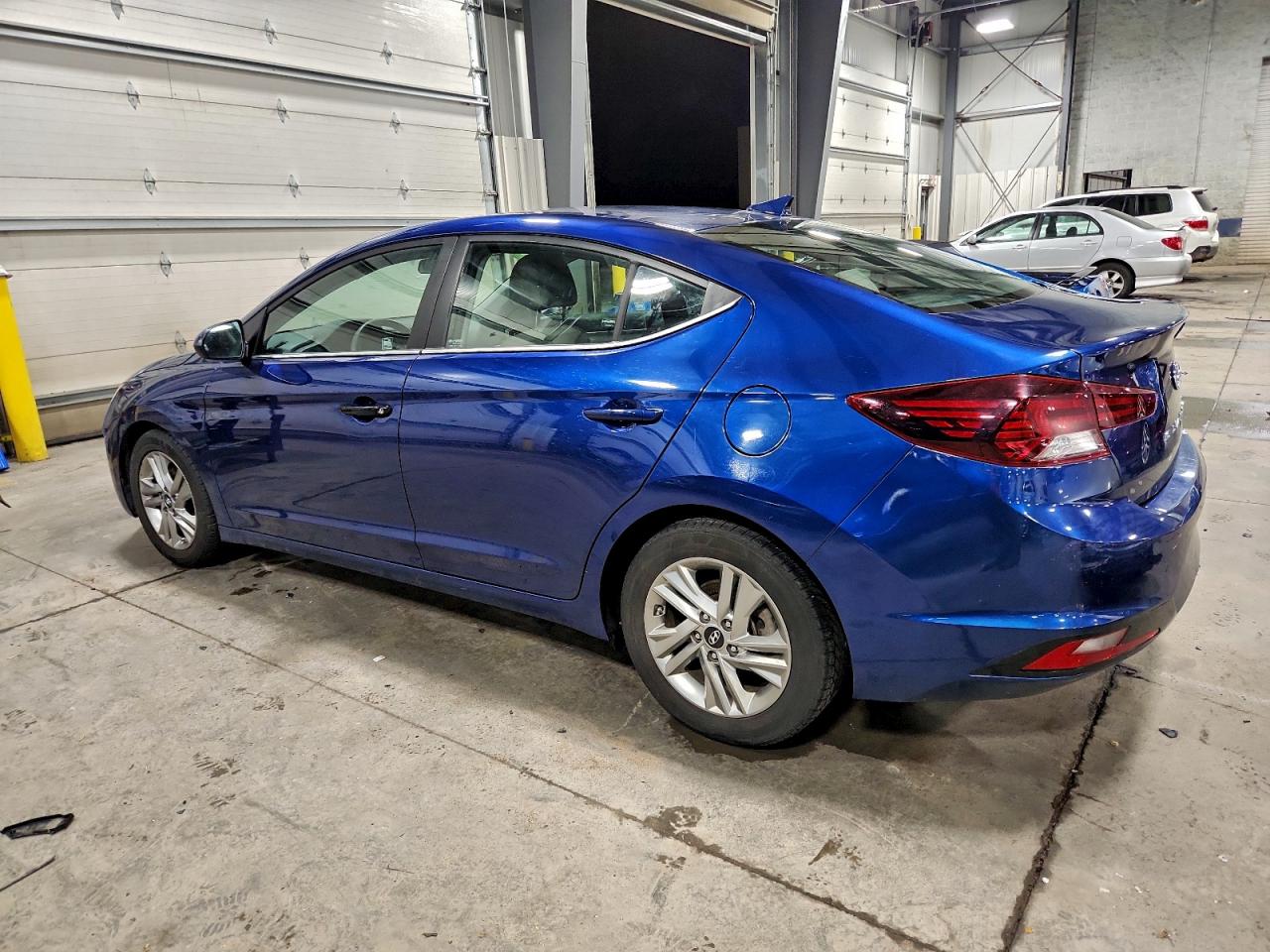 2020 HYUNDAI ELANTRA SEL photo 2