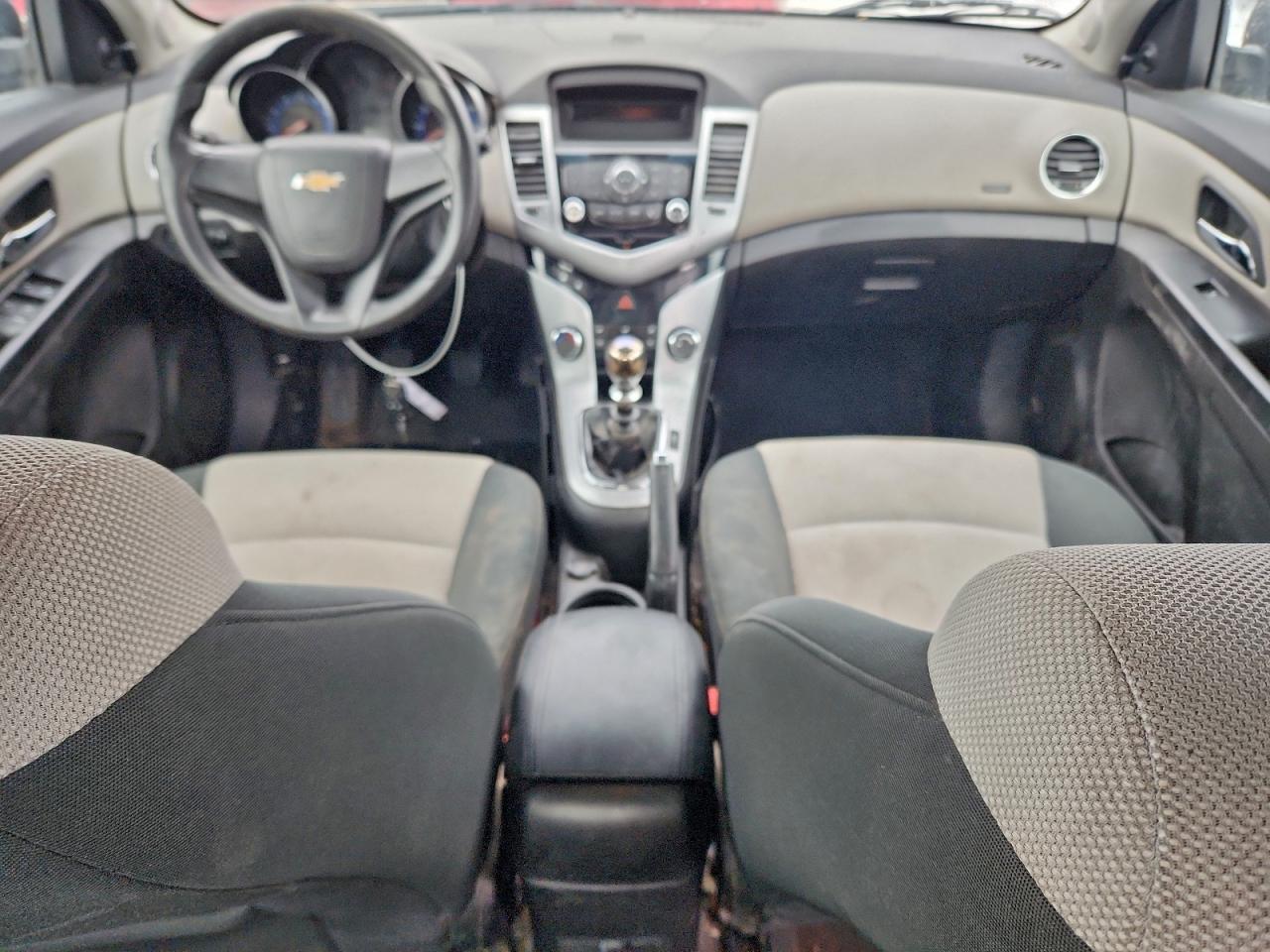 2011 CHEVROLET CRUZE LS photo 8