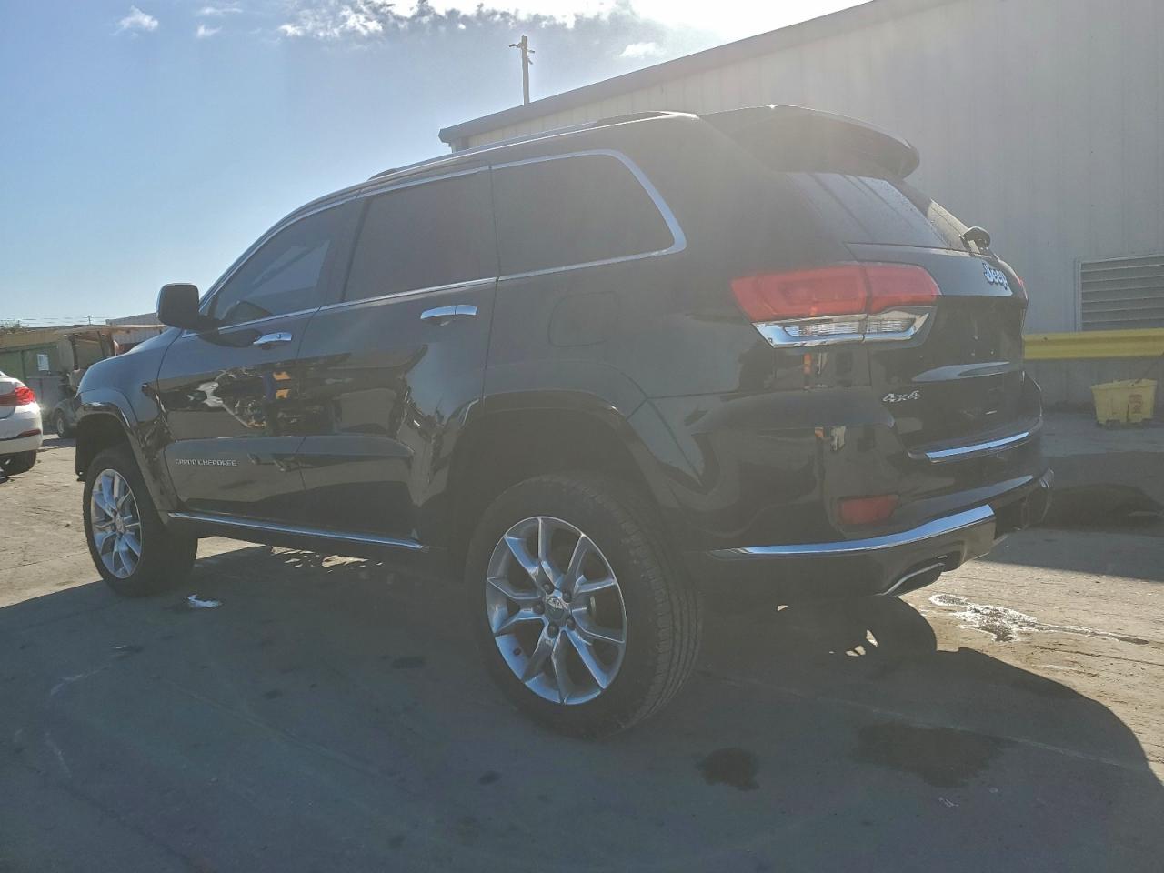 2014 JEEP GRAND CHEROKEE SUMMIT photo 2
