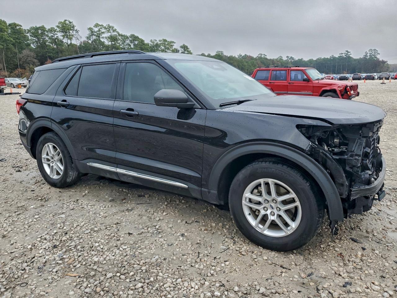 2025 FORD EXPLORER ACTIVE photo 4