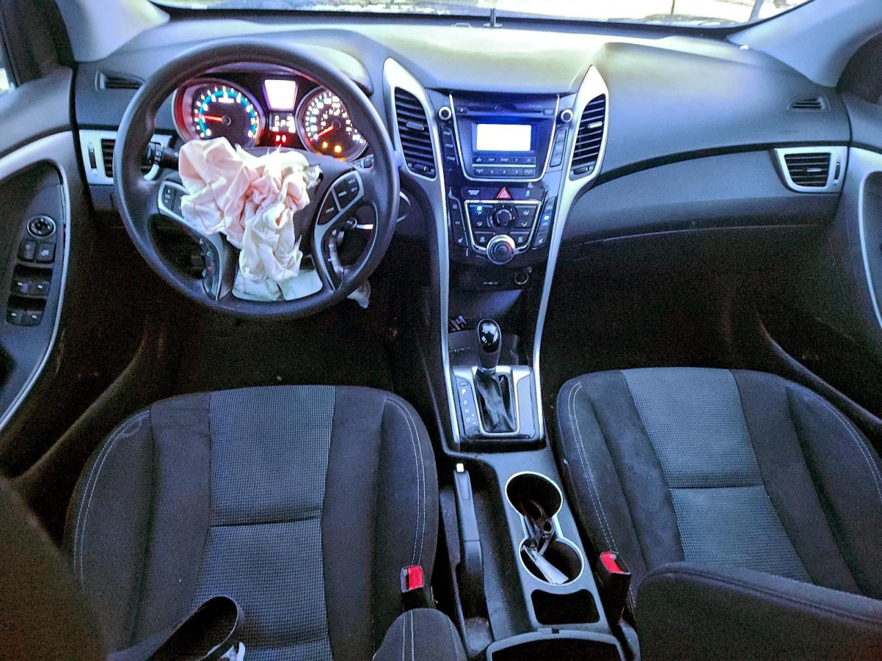 2013 HYUNDAI ELANTRA GT photo 8