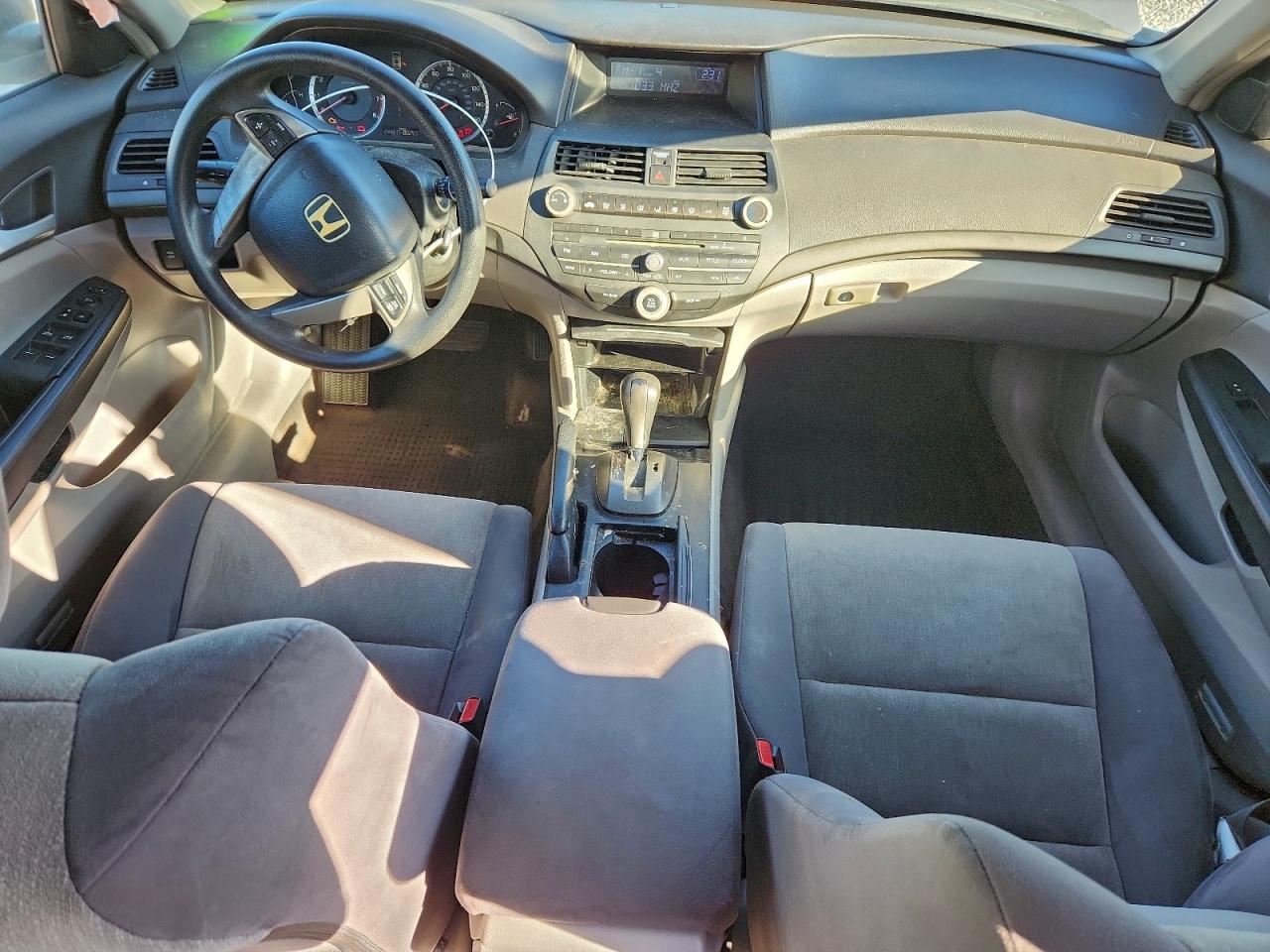 2008 HONDA ACCORD LX photo 15