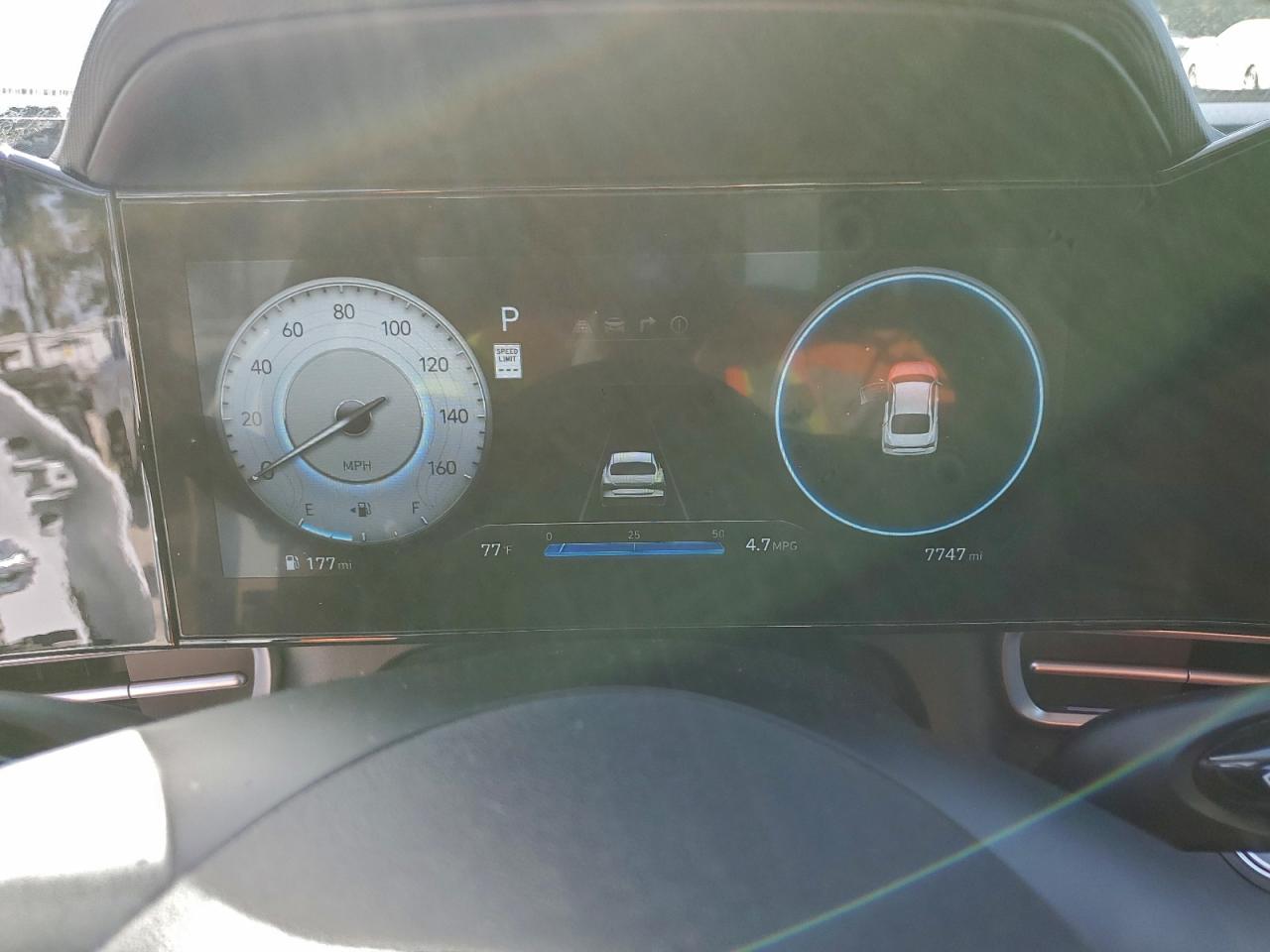 2025 HYUNDAI ELANTRA SEL photo 9