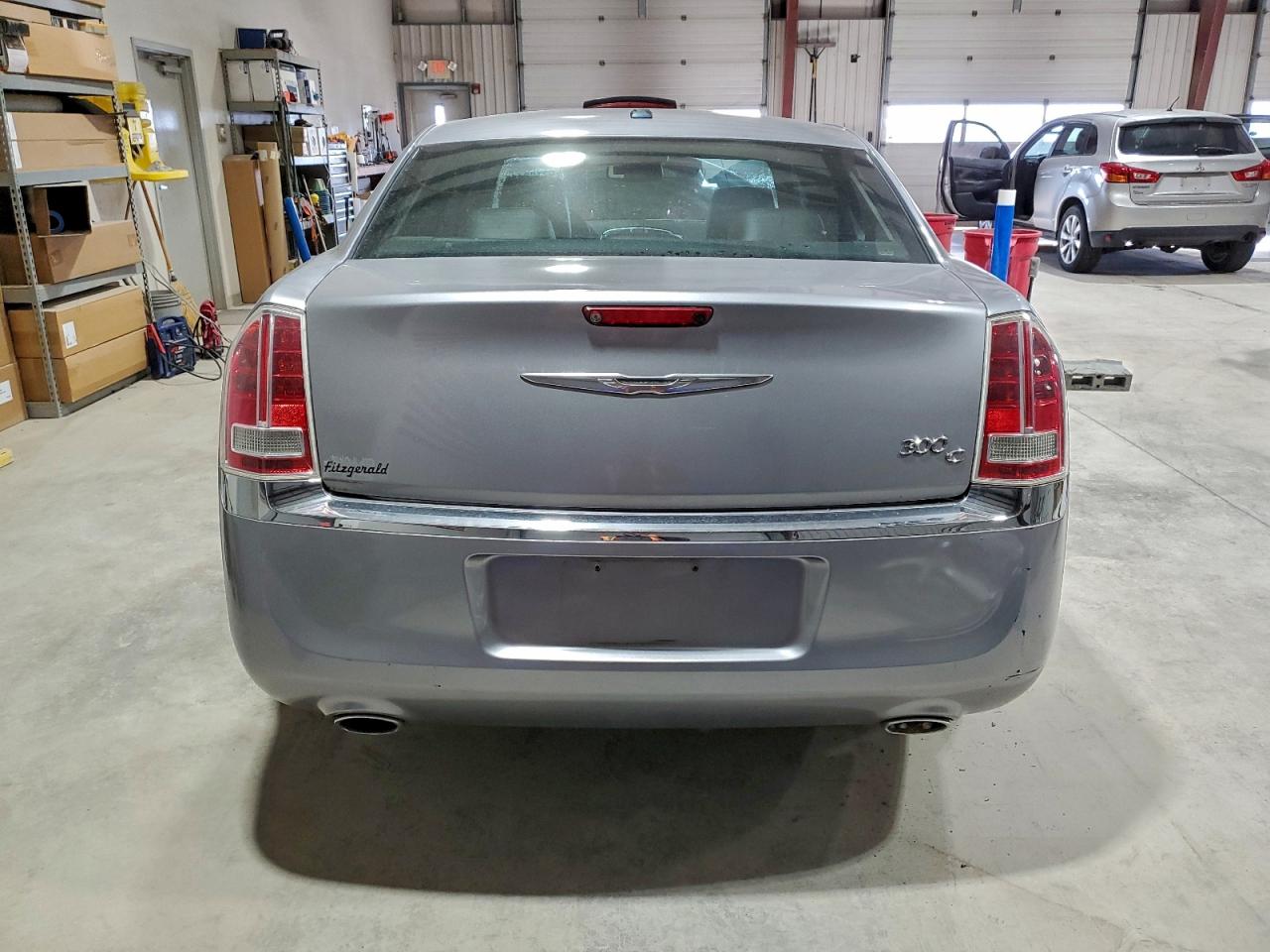 2013 CHRYSLER 300C photo 6