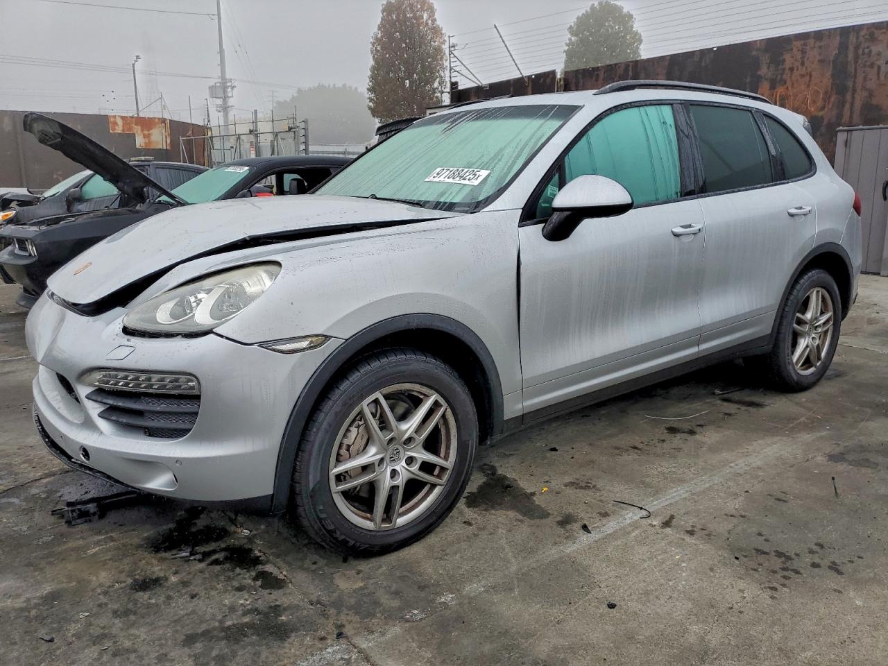 2011 PORSCHE CAYENNE
