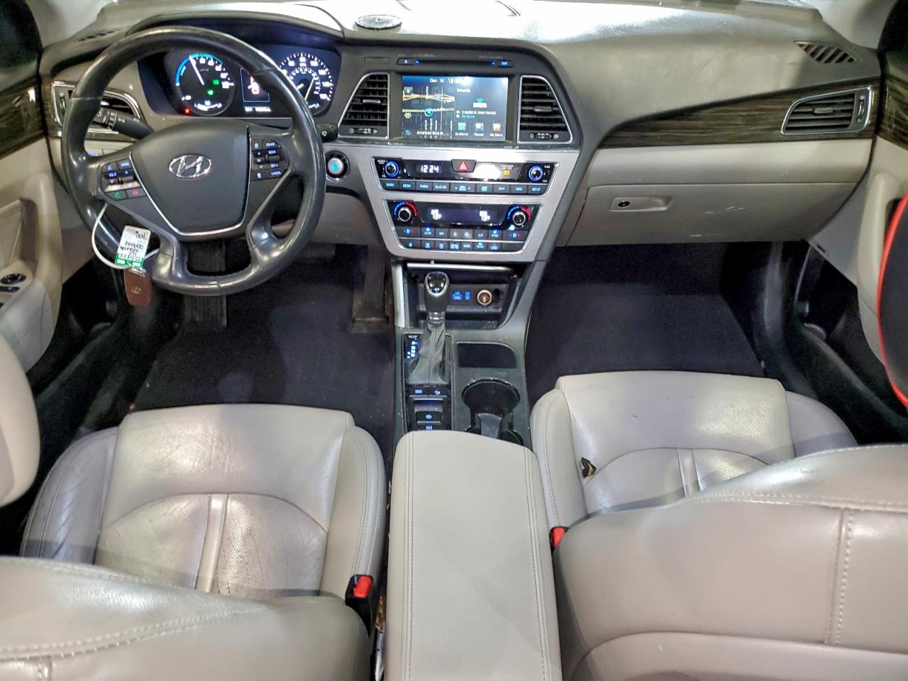 2016 HYUNDAI SONATA HYBRID photo 8