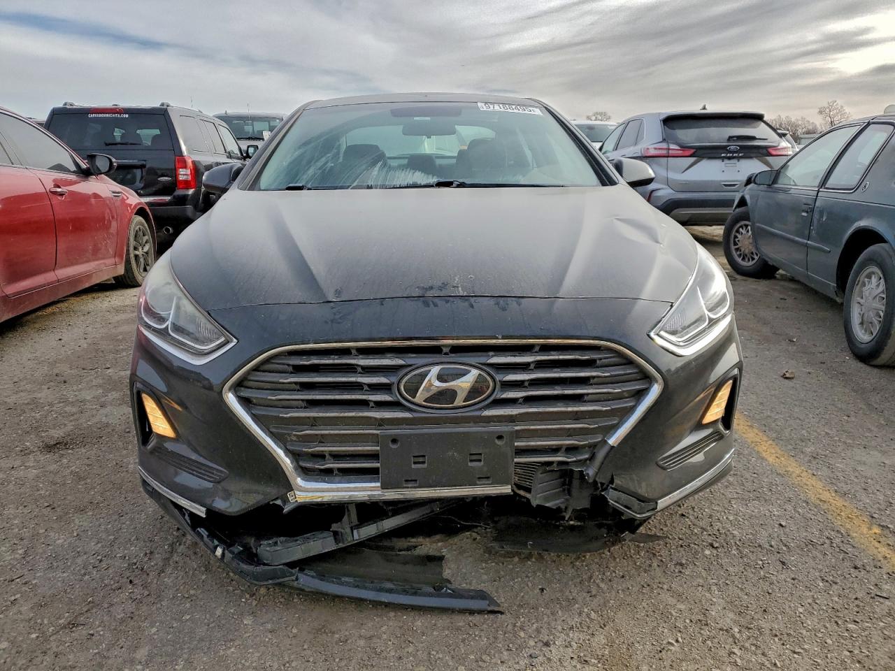 2018 HYUNDAI SONATA SE photo 9