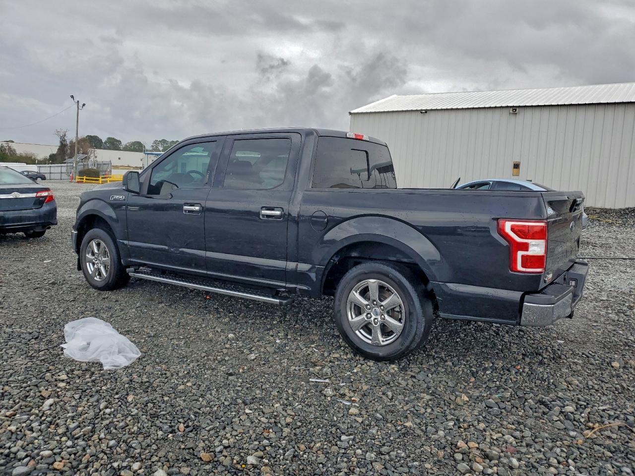 2019 FORD F150 SUPERCREW photo 2