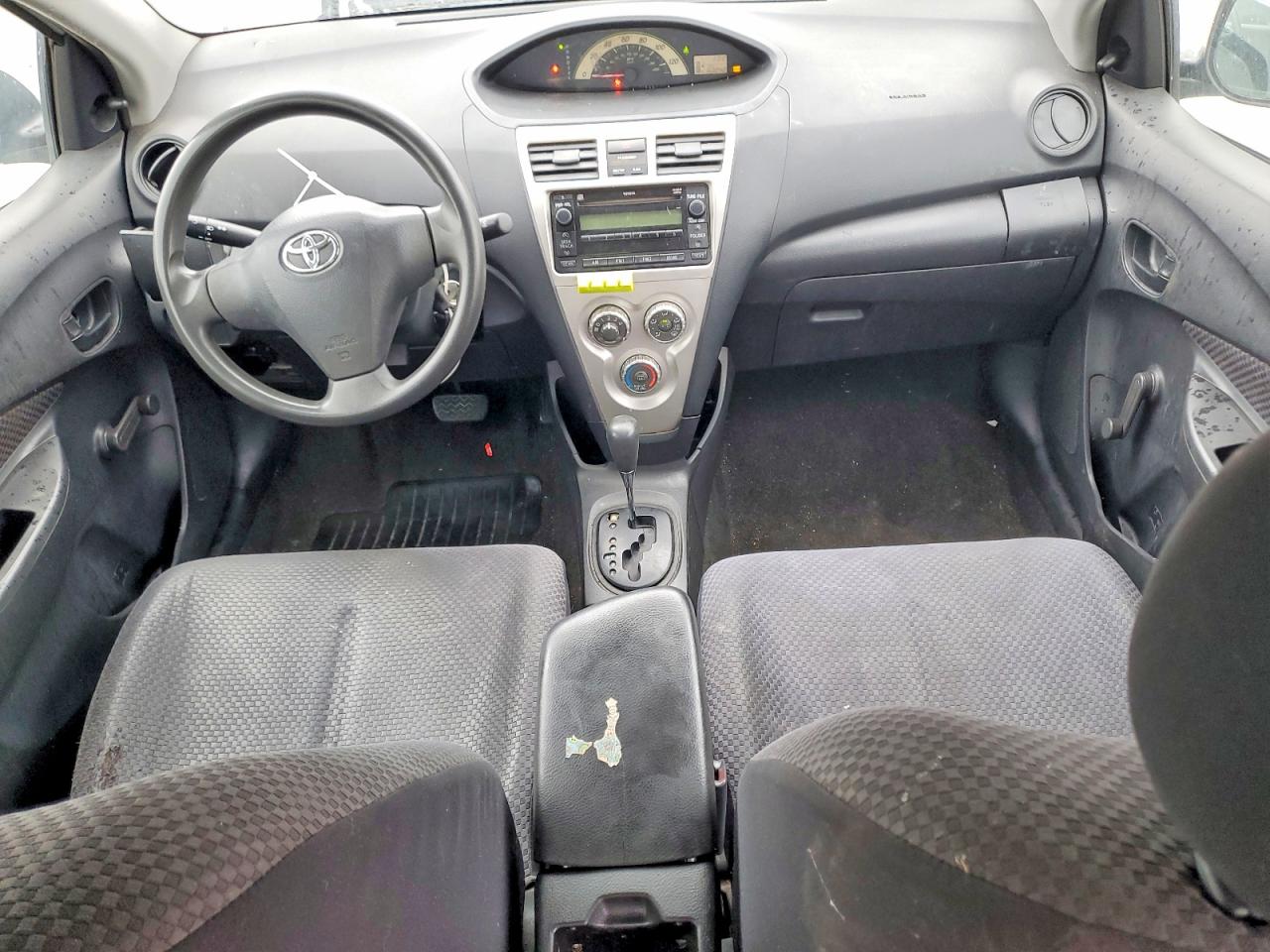 2007 TOYOTA YARIS photo 15