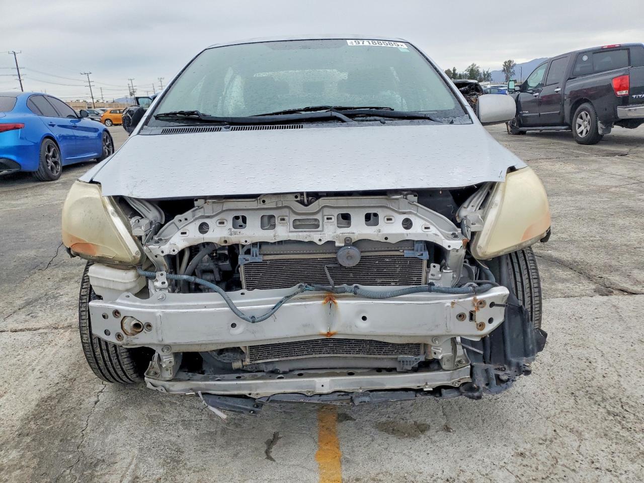 2007 TOYOTA YARIS photo 9