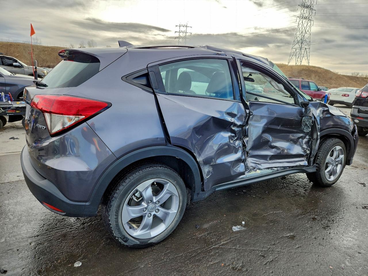 2021 HONDA HR-V LX photo 3