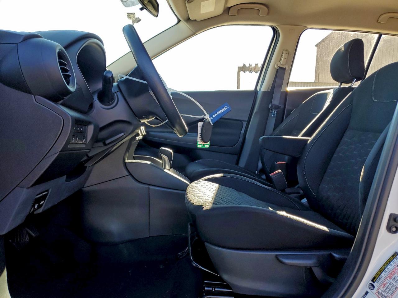 2022 NISSAN KICKS S photo 7