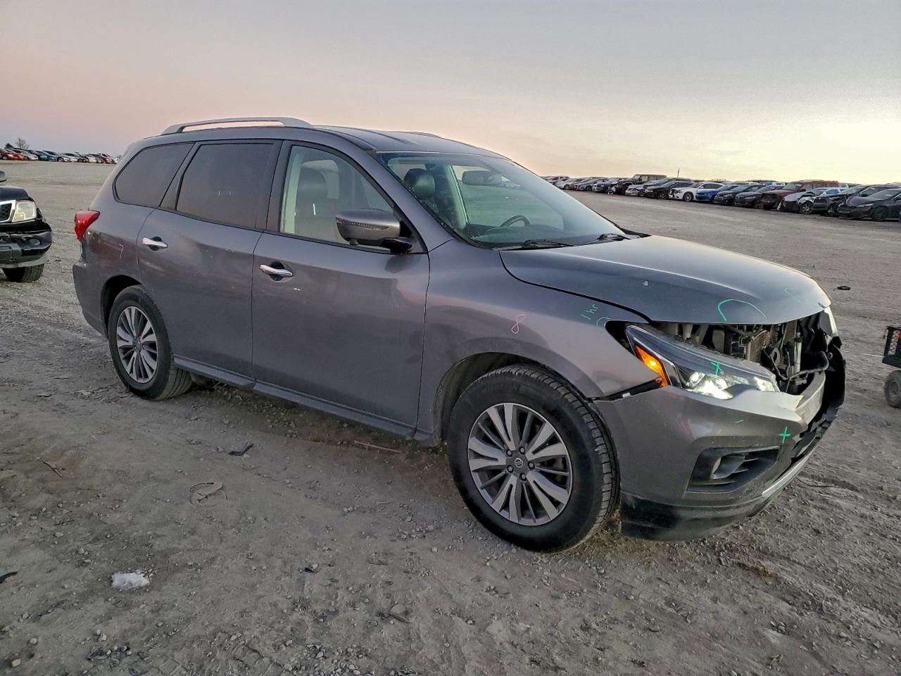 2020 NISSAN PATHFINDER SL photo 4