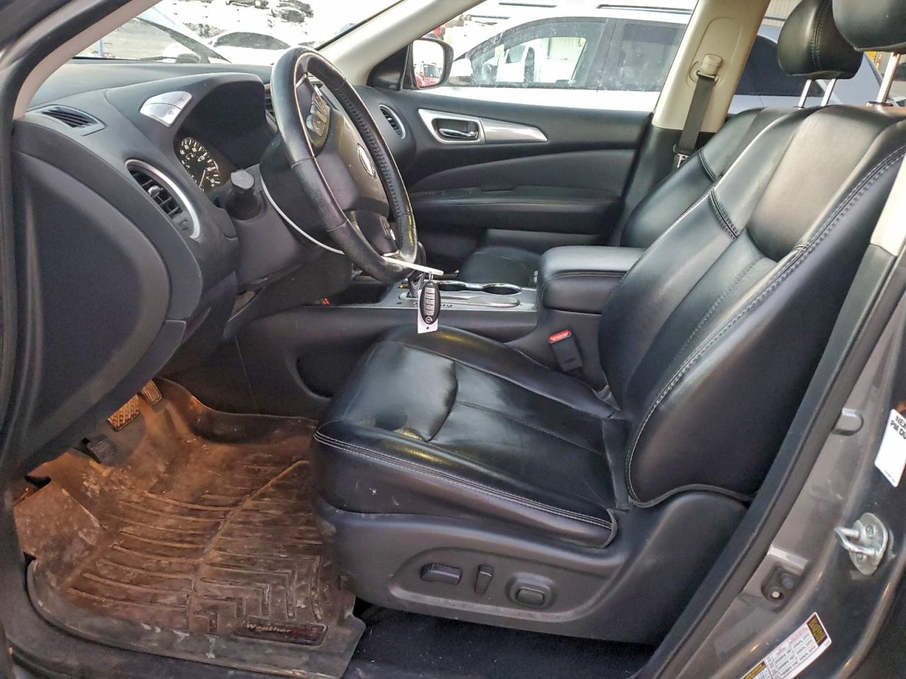 2020 NISSAN PATHFINDER SL photo 7