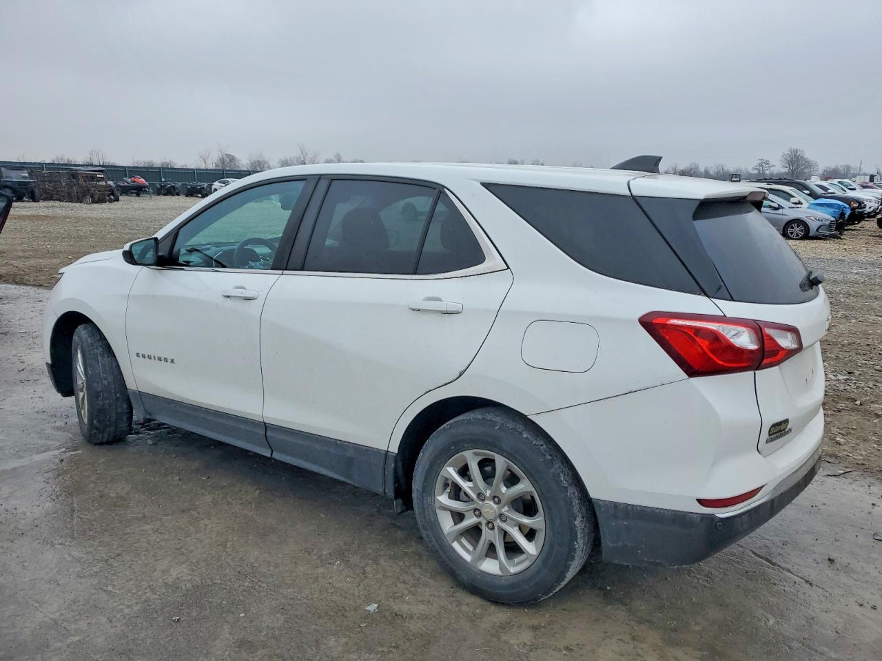 2021 CHEVROLET EQUINOX LT photo 2