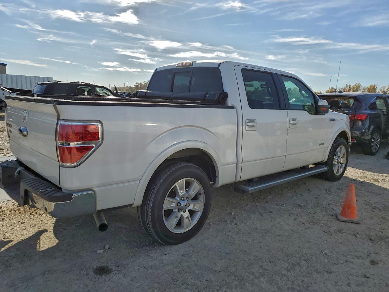 2011 FORD F150 SUPERCREW photo 3