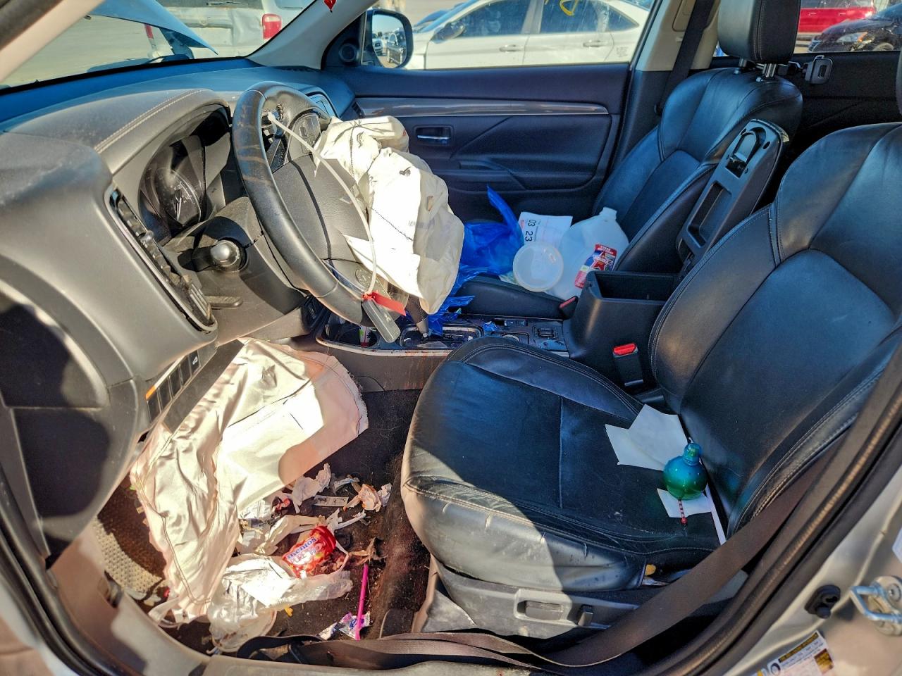 2019 MITSUBISHI OUTLANDER SE photo 7