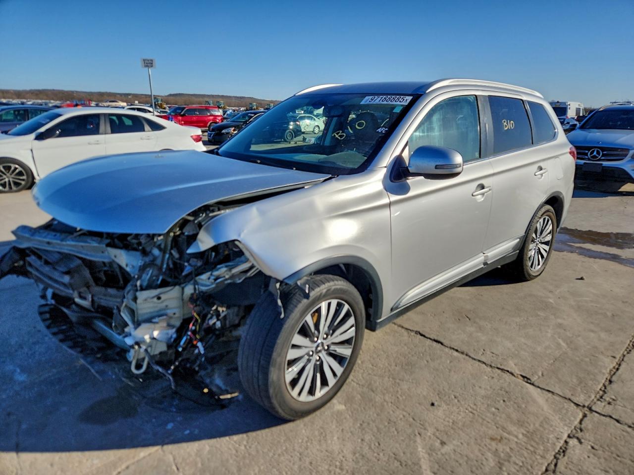 2019 MITSUBISHI OUTLANDER