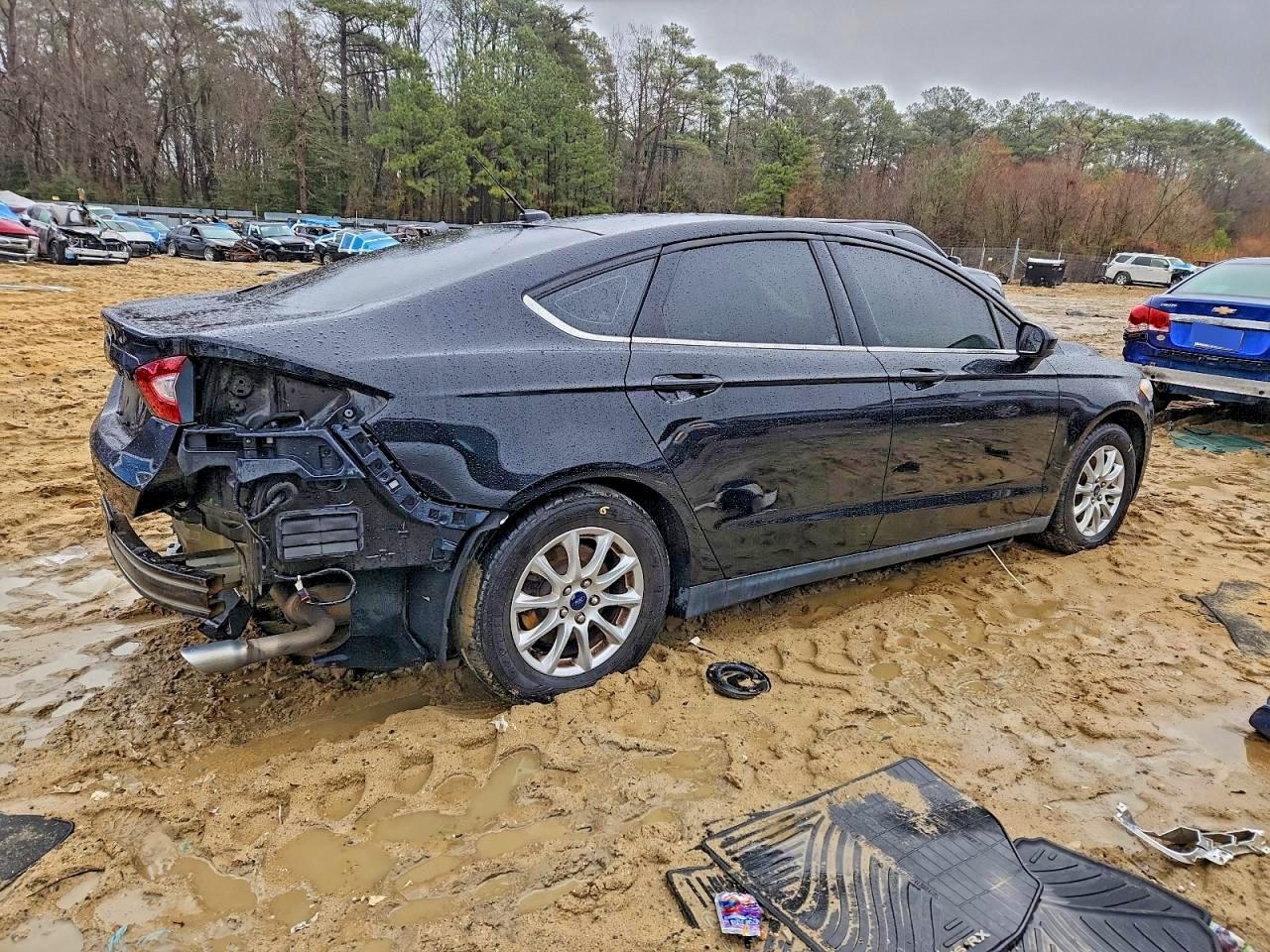 2016 FORD FUSION S photo 5