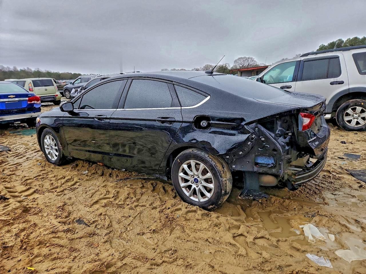 2016 FORD FUSION S photo 3