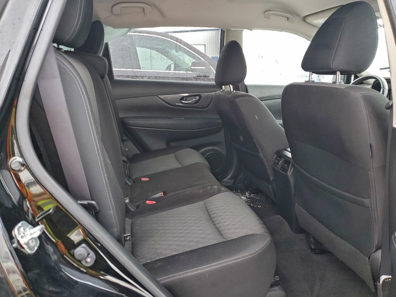 2020 NISSAN ROGUE S photo 11