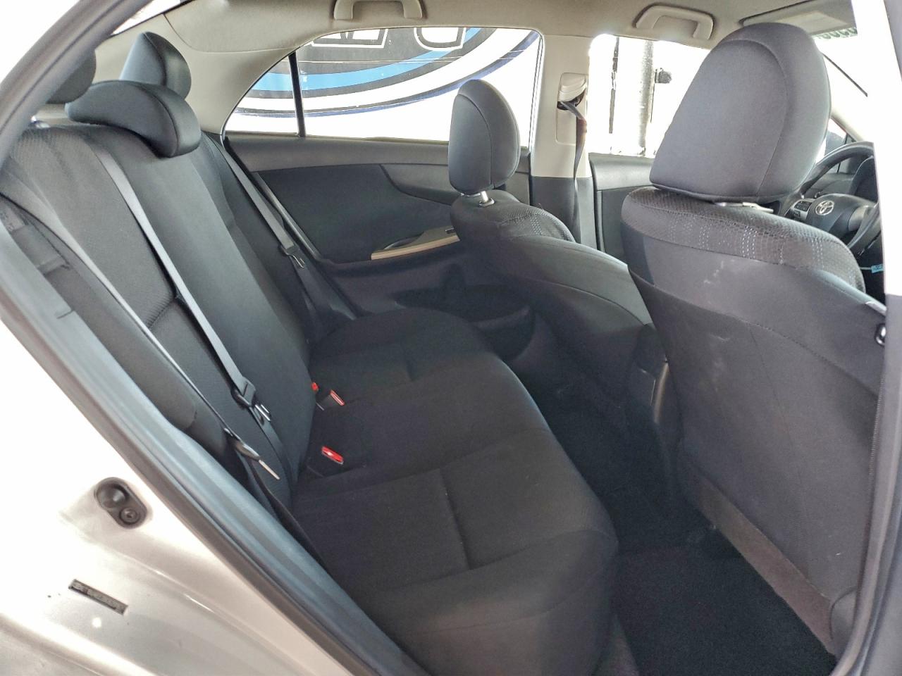 2011 TOYOTA COROLLA BASE photo 10