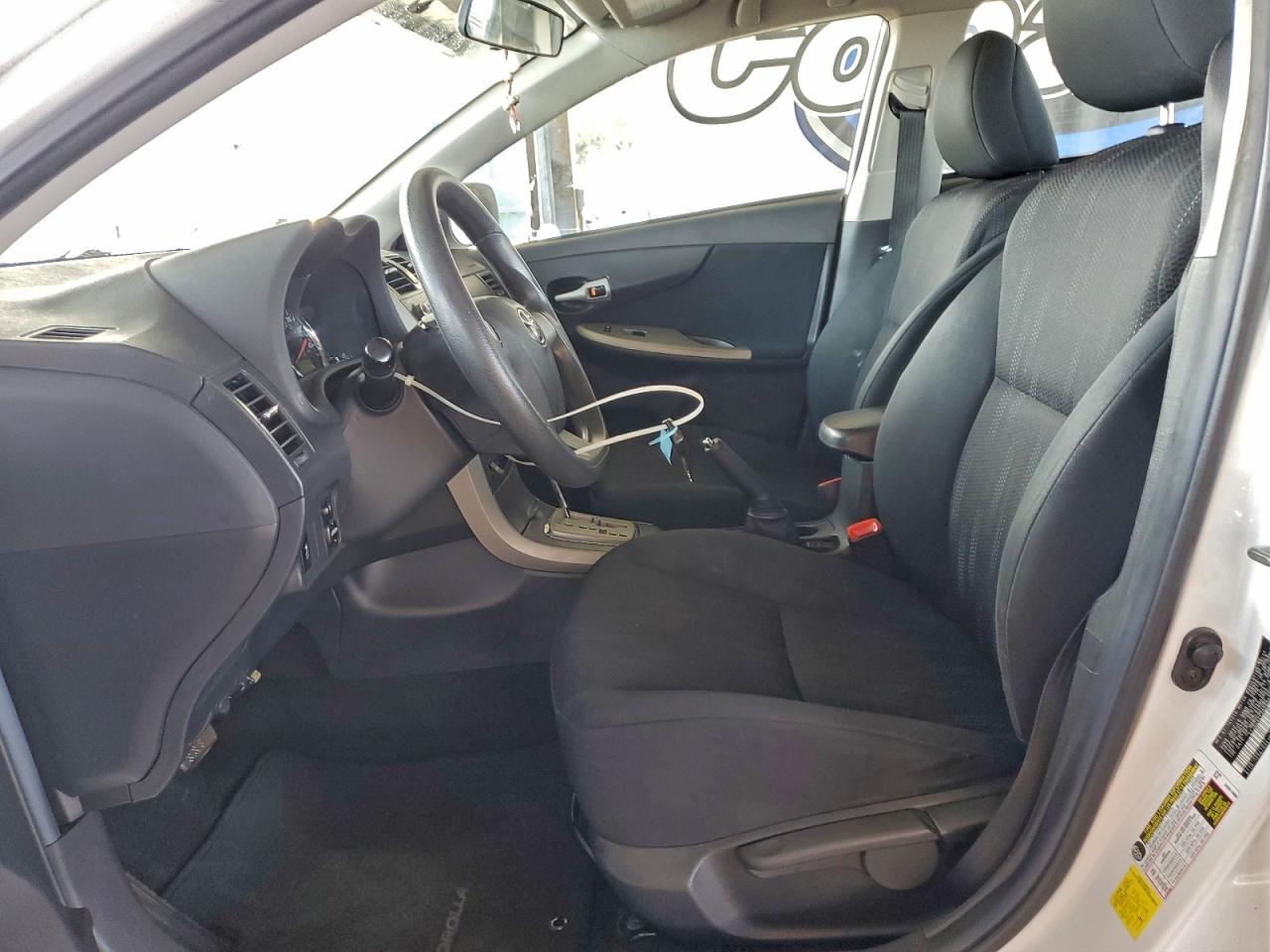 2011 TOYOTA COROLLA BASE photo 7