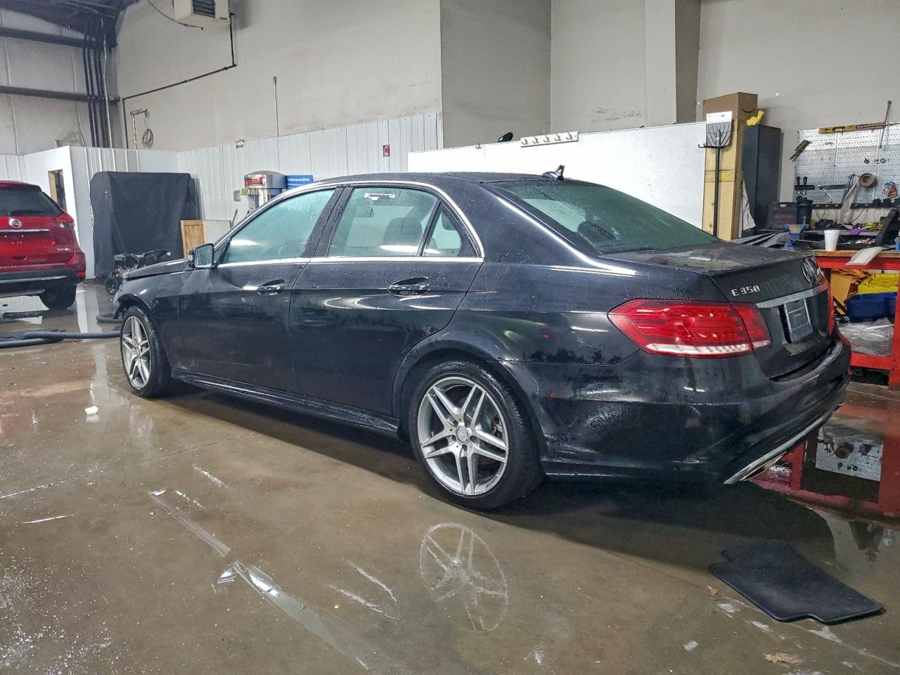2014 MERCEDES-BENZ E 350 4MATIC photo 2