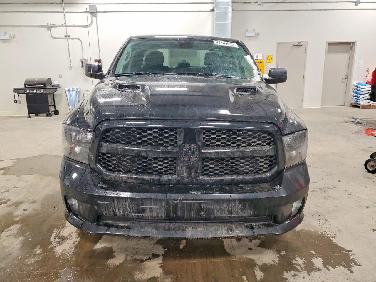 2022 RAM 1500 CLASSIC TRADESMAN photo 5