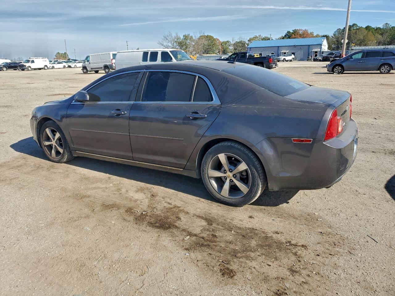 2011 CHEVROLET MALIBU 1LT photo 2