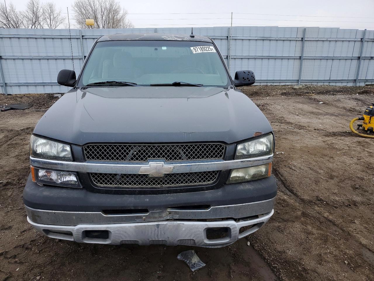 2005 CHEVROLET AVALANCHE K1500 photo 5