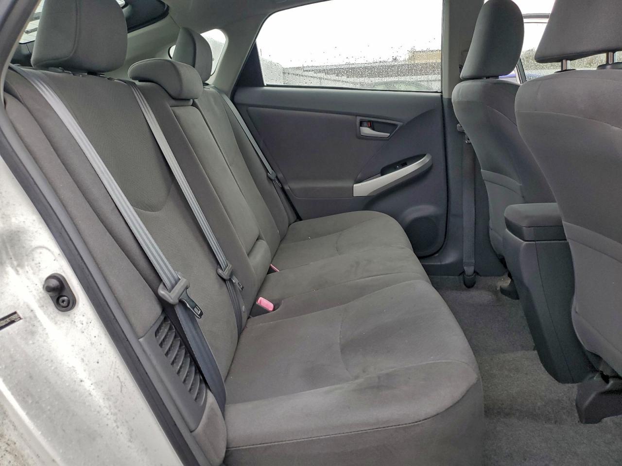 2010 TOYOTA PRIUS photo 10