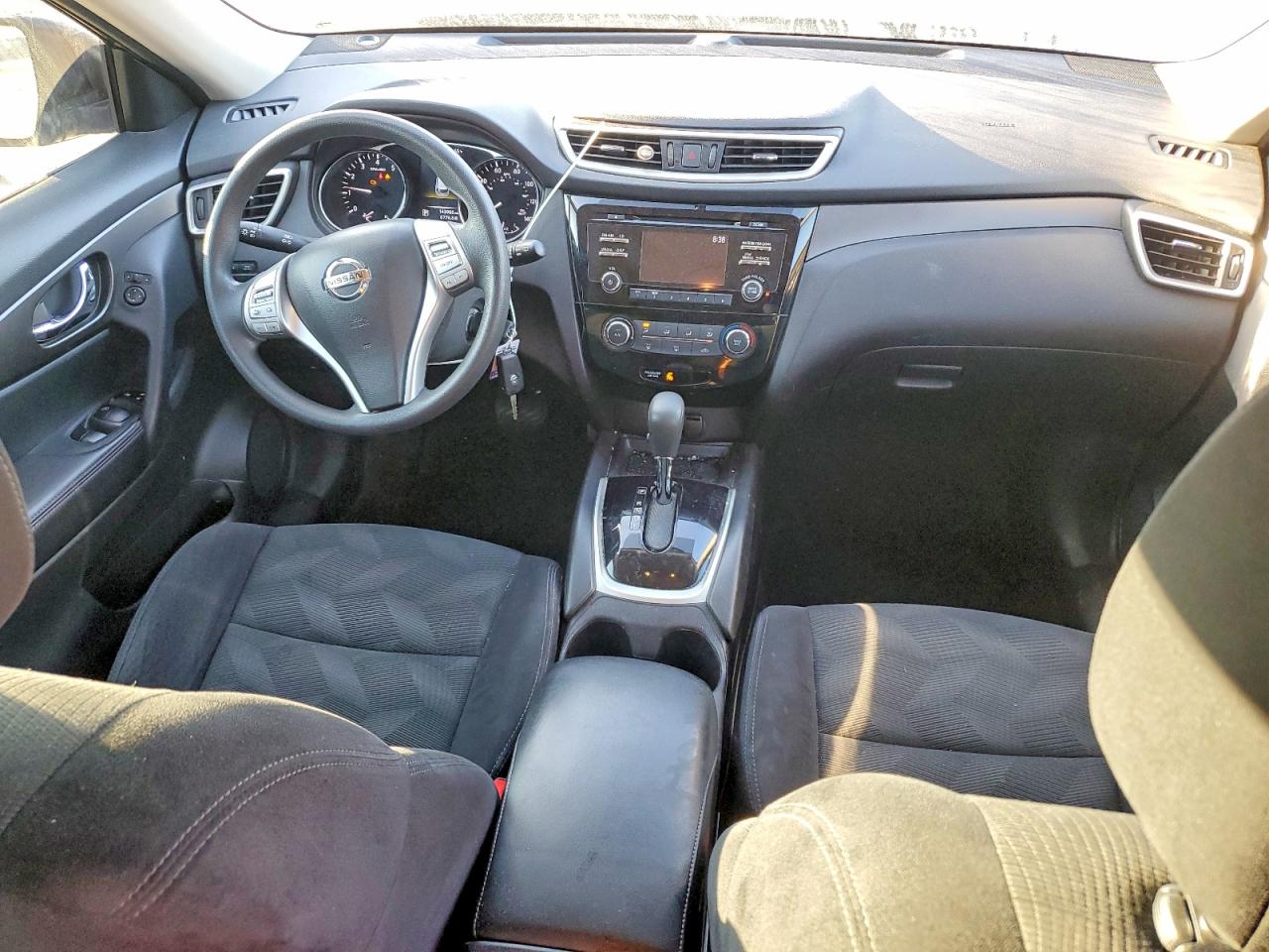 2014 NISSAN ROGUE S photo 8