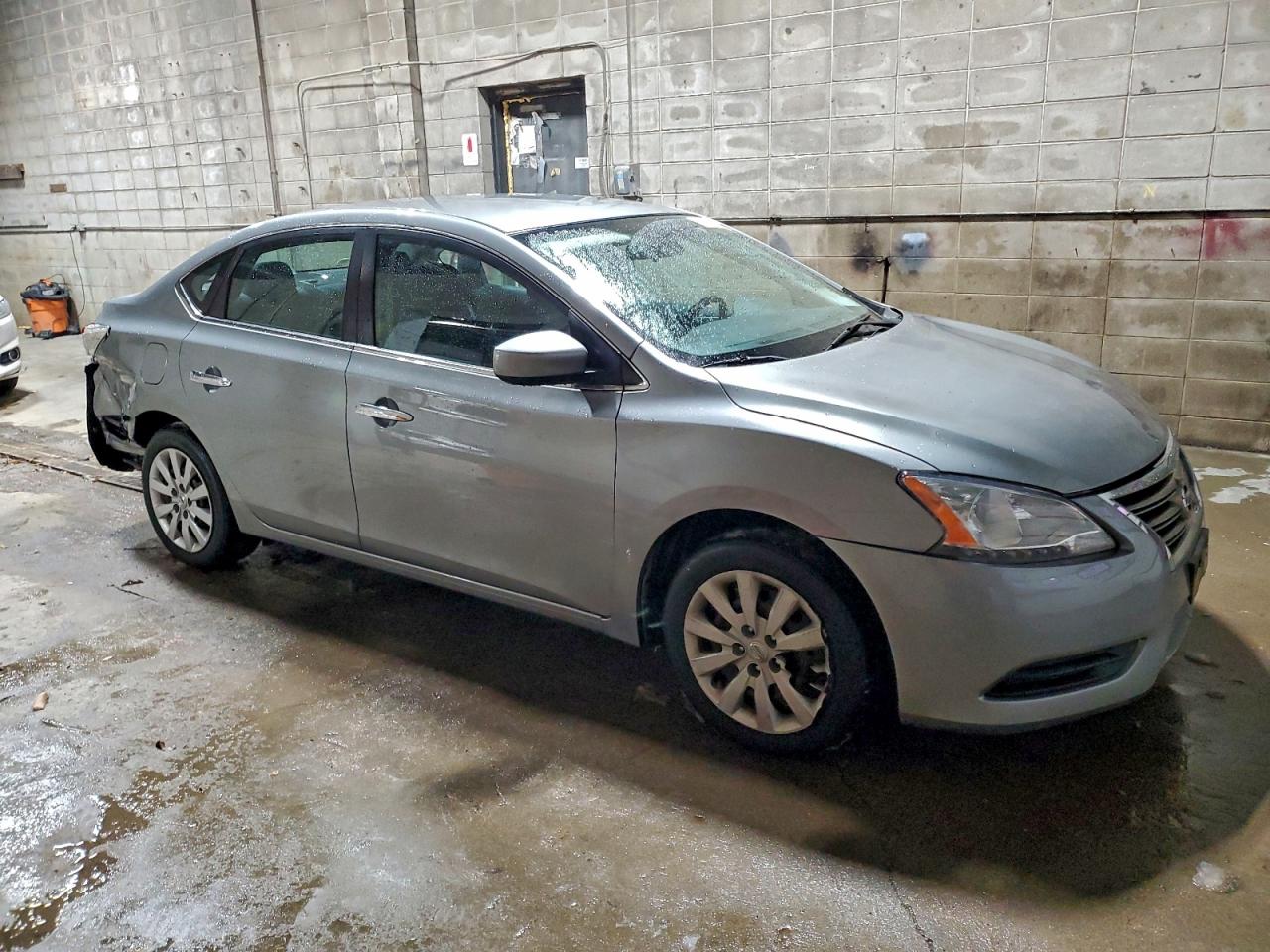 2014 NISSAN SENTRA S photo 4