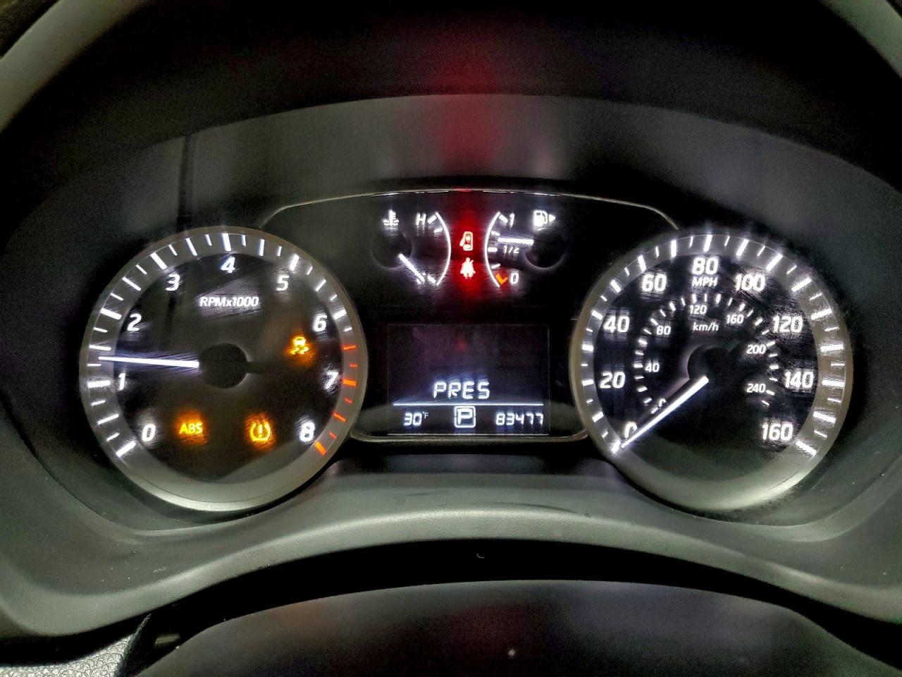 2014 NISSAN SENTRA S photo 9