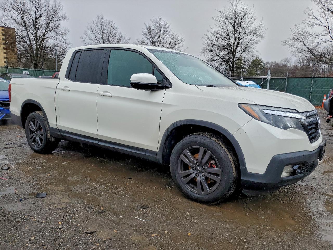 2019 HONDA RIDGELINE SPORT photo 4