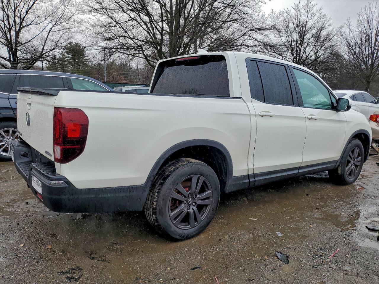 2019 HONDA RIDGELINE SPORT photo 3