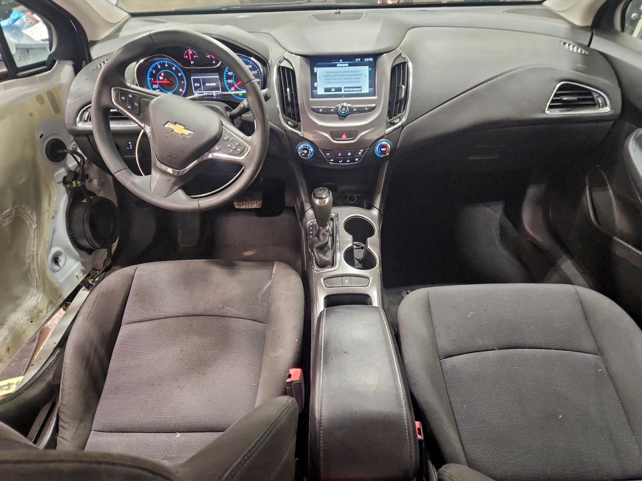 2016 CHEVROLET CRUZE LT photo 8