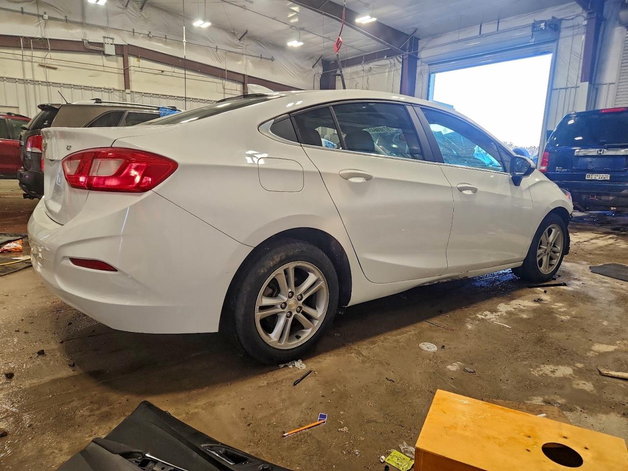 2016 CHEVROLET CRUZE LT photo 3