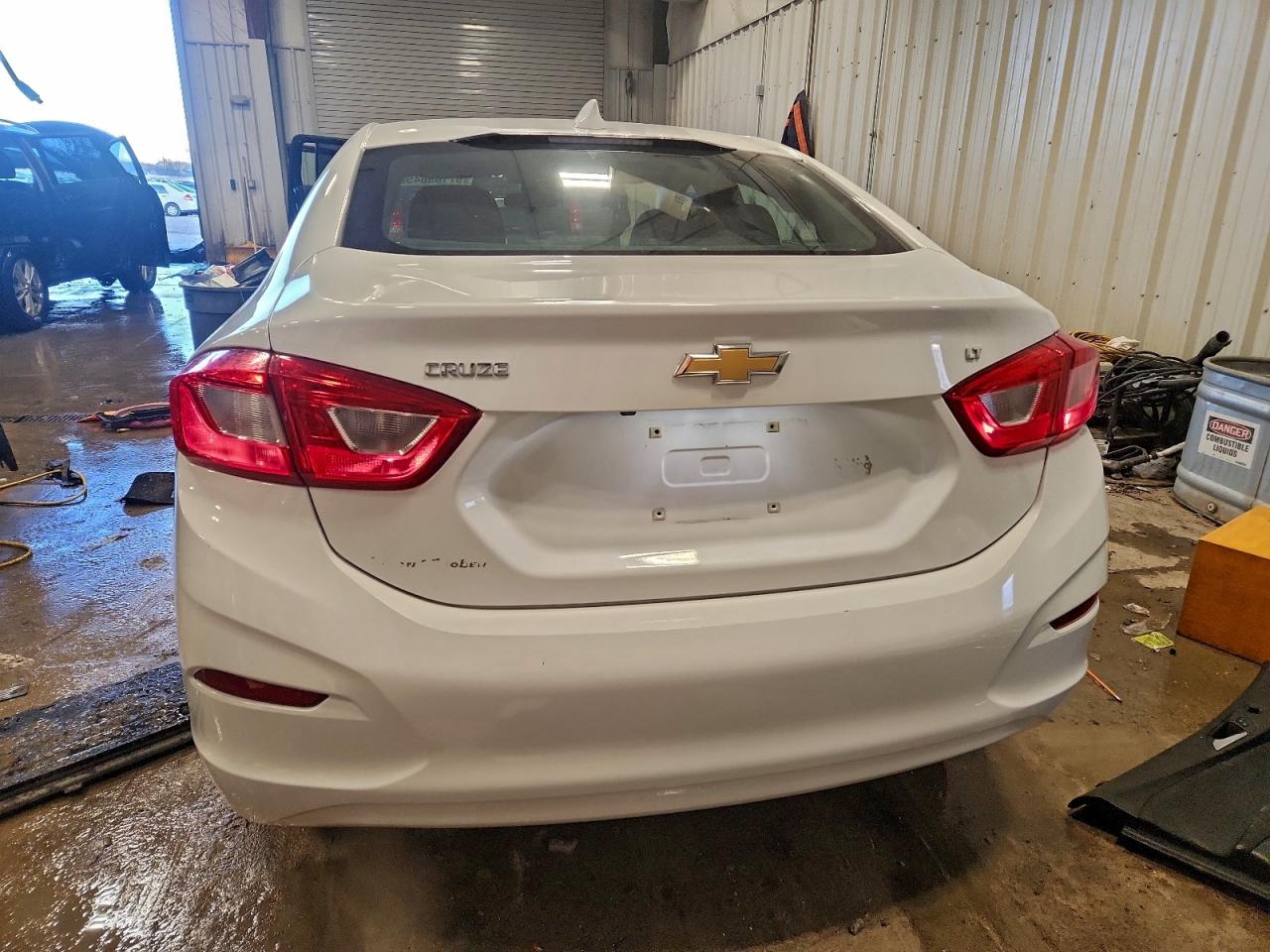 2016 CHEVROLET CRUZE LT photo 6