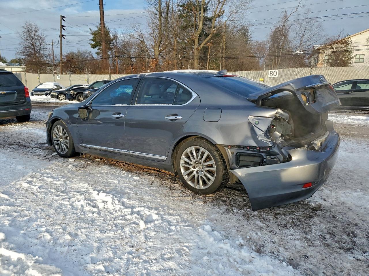 2014 LEXUS LS 460 photo 2