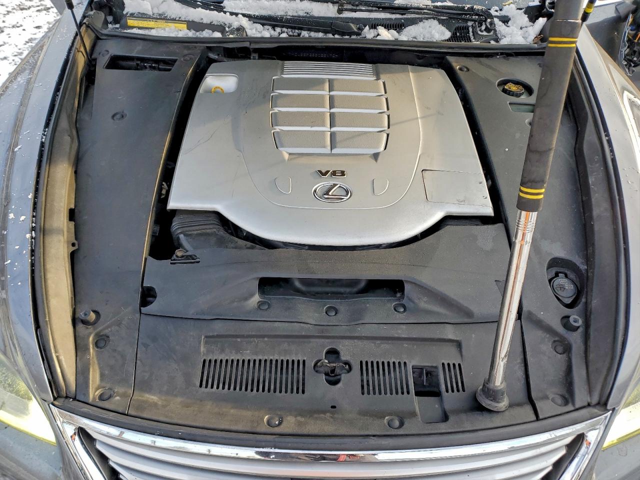 2014 LEXUS LS 460 photo 11