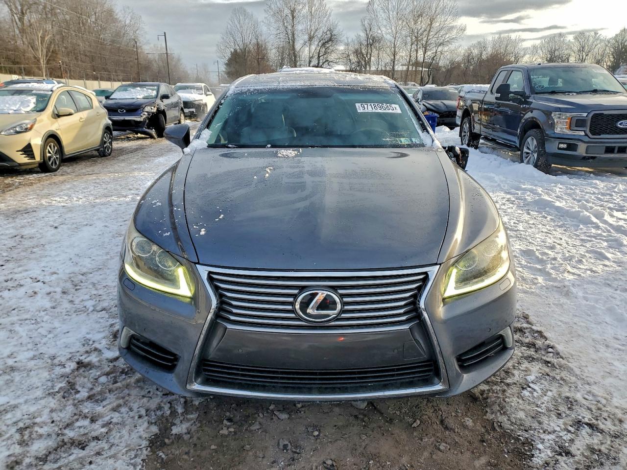 2014 LEXUS LS 460 photo 5
