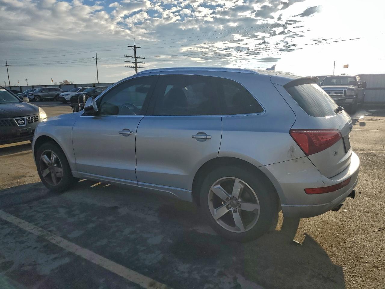 2012 AUDI Q5 PREMIUM PLUS photo 2