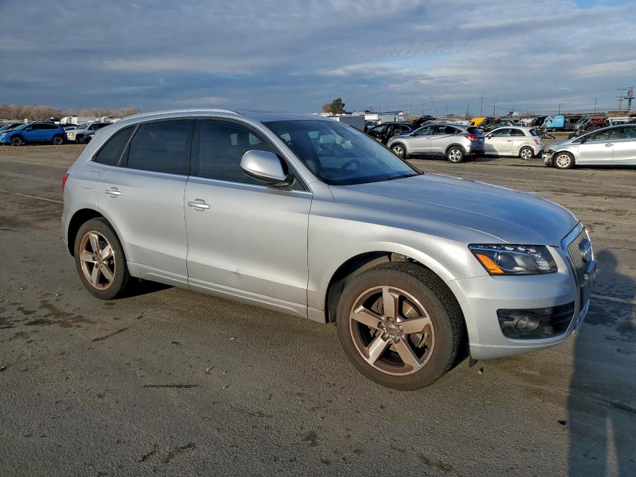 2012 AUDI Q5 PREMIUM PLUS photo 4